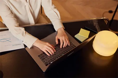 学校招生简章配乐