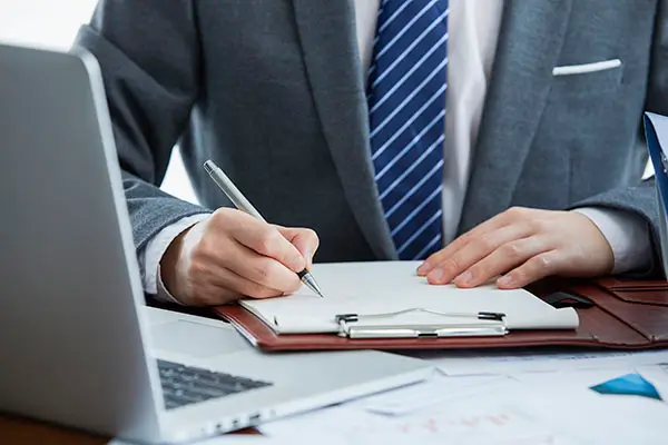 学校招生出奇招